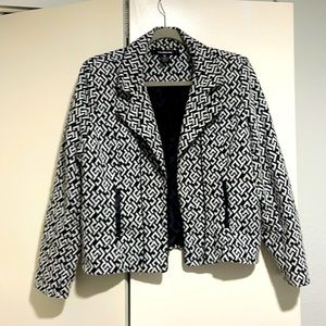 Beautiful, black and white pattern blazer XLP